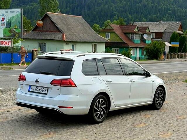 Білий Фольксваген Гольф, об'ємом двигуна 1.6 л та пробігом 234 тис. км за 13000 $, фото 1 на Automoto.ua