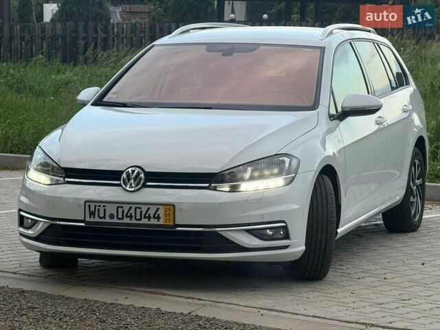 Білий Фольксваген Гольф, об'ємом двигуна 1.6 л та пробігом 192 тис. км за 13650 $, фото 1 на Automoto.ua