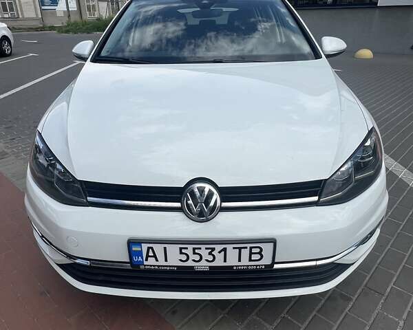 Білий Фольксваген Гольф, об'ємом двигуна 1.4 л та пробігом 175 тис. км за 13500 $, фото 1 на Automoto.ua