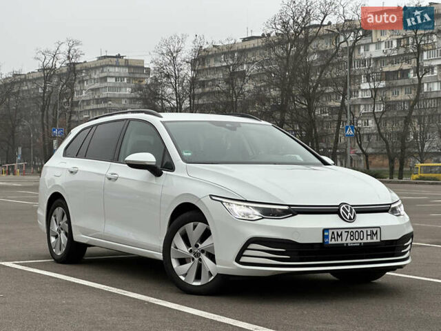 Белый Фольксваген Гольф, объемом двигателя 1.97 л и пробегом 205 тыс. км за 19900 $, фото 1 на Automoto.ua