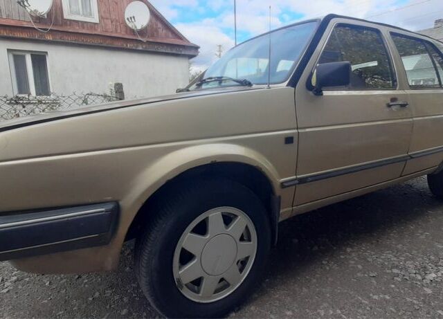 Бежевий Фольксваген Гольф, об'ємом двигуна 1.6 л та пробігом 2 тис. км за 1750 $, фото 1 на Automoto.ua