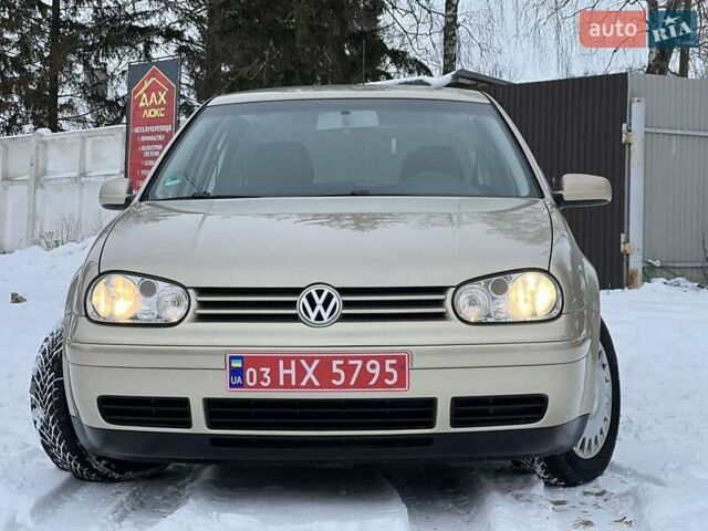 Бежевий Фольксваген Гольф, об'ємом двигуна 1.6 л та пробігом 207 тис. км за 5299 $, фото 1 на Automoto.ua