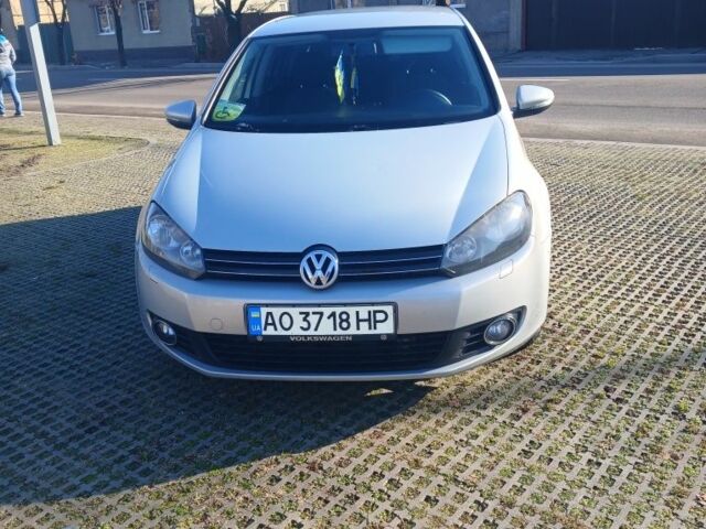 Бежевий Фольксваген Гольф, об'ємом двигуна 0 л та пробігом 301 тис. км за 8500 $, фото 1 на Automoto.ua