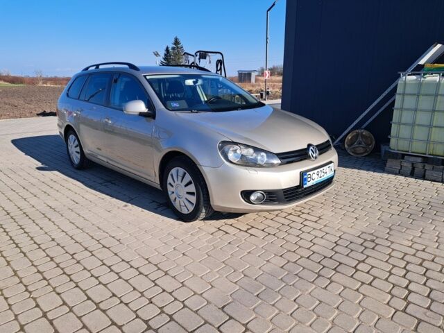 Бежевый Фольксваген Гольф, объемом двигателя 1.4 л и пробегом 247 тыс. км за 6300 $, фото 1 на Automoto.ua