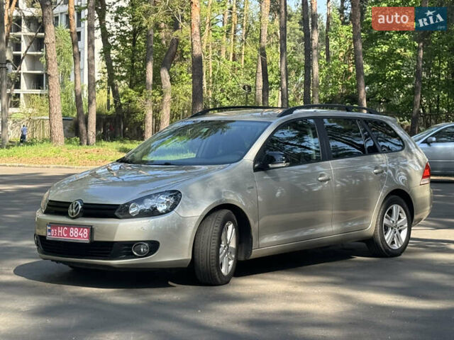 Бежевый Фольксваген Гольф, объемом двигателя 1.6 л и пробегом 240 тыс. км за 8700 $, фото 1 на Automoto.ua