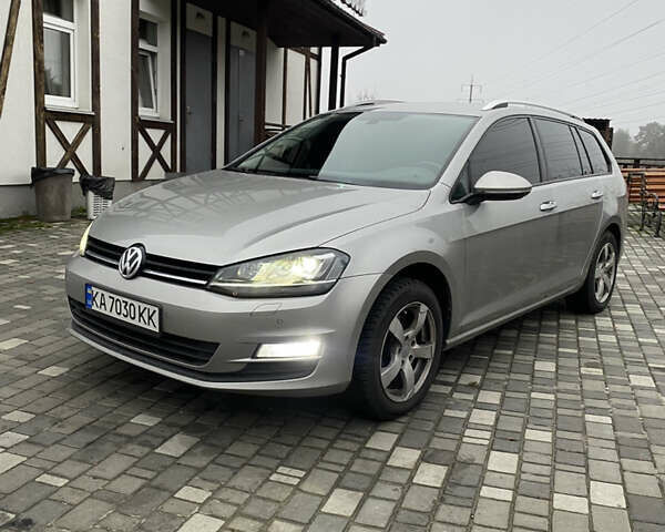 Бежевый Фольксваген Гольф, объемом двигателя 1.4 л и пробегом 265 тыс. км за 11200 $, фото 1 на Automoto.ua