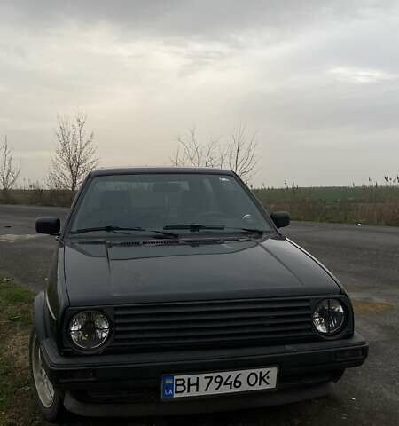 Черный Фольксваген Гольф, объемом двигателя 1.6 л и пробегом 600 тыс. км за 1300 $, фото 1 на Automoto.ua