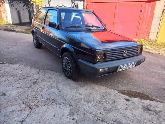 Чорний Фольксваген Гольф, об'ємом двигуна 1.3 л та пробігом 253 тис. км за 1100 $, фото 1 на Automoto.ua