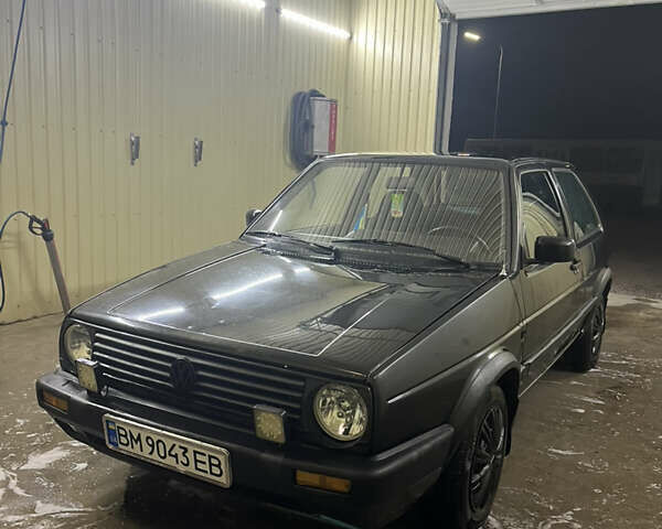 Черный Фольксваген Гольф, объемом двигателя 1.78 л и пробегом 300 тыс. км за 2150 $, фото 1 на Automoto.ua