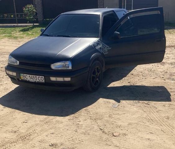 Чорний Фольксваген Гольф, об'ємом двигуна 1.8 л та пробігом 238 тис. км за 1700 $, фото 1 на Automoto.ua