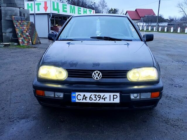 Чорний Фольксваген Гольф, об'ємом двигуна 1.9 л та пробігом 0 тис. км за 1850 $, фото 1 на Automoto.ua