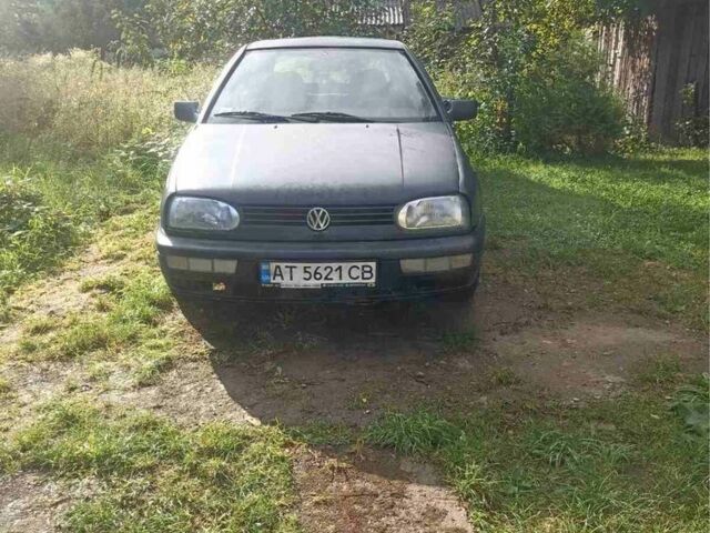 Чорний Фольксваген Гольф, об'ємом двигуна 1.6 л та пробігом 102 тис. км за 1200 $, фото 1 на Automoto.ua