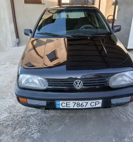 Черный Фольксваген Гольф, объемом двигателя 1.78 л и пробегом 230 тыс. км за 1900 $, фото 1 на Automoto.ua