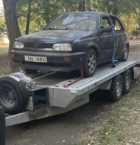 Чорний Фольксваген Гольф, об'ємом двигуна 1.8 л та пробігом 170 тис. км за 650 $, фото 1 на Automoto.ua