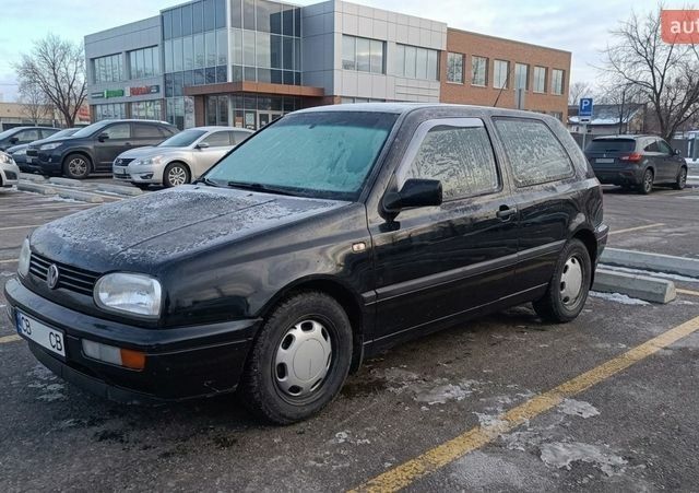 Чорний Фольксваген Гольф, об'ємом двигуна 1.4 л та пробігом 250 тис. км за 1900 $, фото 1 на Automoto.ua