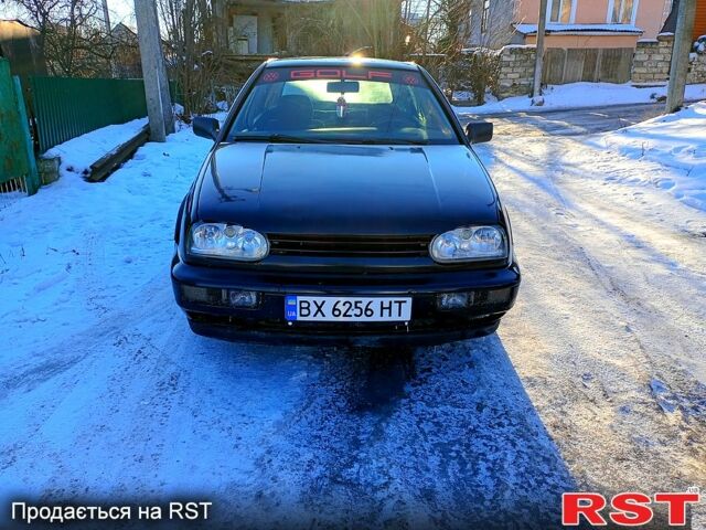 Чорний Фольксваген Гольф, об'ємом двигуна 1.8 л та пробігом 220 тис. км за 1750 $, фото 1 на Automoto.ua