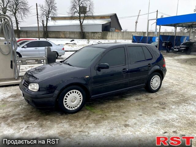 Черный Фольксваген Гольф, объемом двигателя 1.6 л и пробегом 230 тыс. км за 4300 $, фото 1 на Automoto.ua