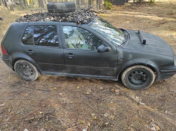 Чорний Фольксваген Гольф, об'ємом двигуна 1.9 л та пробігом 350 тис. км за 1300 $, фото 1 на Automoto.ua