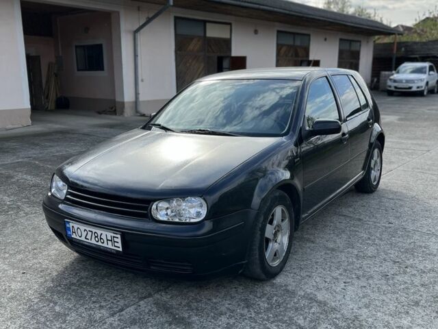 Чорний Фольксваген Гольф, об'ємом двигуна 1.4 л та пробігом 315 тис. км за 3150 $, фото 1 на Automoto.ua