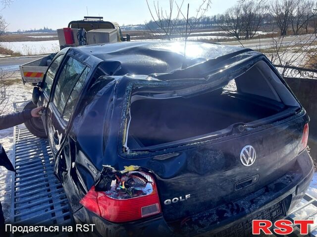 Черный Фольксваген Гольф, объемом двигателя 1.6 л и пробегом 279 тыс. км за 1600 $, фото 1 на Automoto.ua