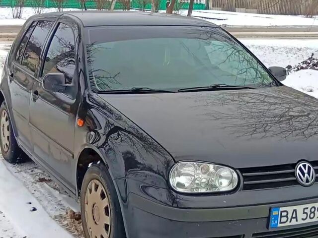 Чорний Фольксваген Гольф, об'ємом двигуна 1.4 л та пробігом 317 тис. км за 2870 $, фото 1 на Automoto.ua