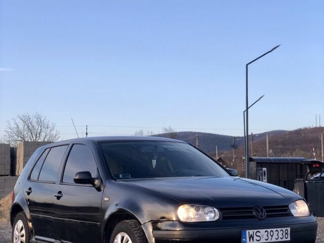 Черный Фольксваген Гольф, объемом двигателя 1.9 л и пробегом 222 тыс. км за 1400 $, фото 1 на Automoto.ua