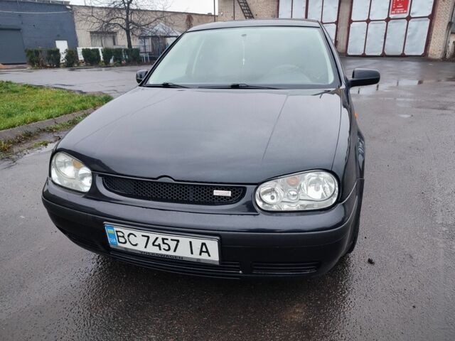 Чорний Фольксваген Гольф, об'ємом двигуна 1.4 л та пробігом 236 тис. км за 3900 $, фото 1 на Automoto.ua