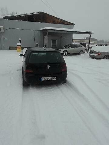 Черный Фольксваген Гольф, объемом двигателя 1.9 л и пробегом 230 тыс. км за 3100 $, фото 1 на Automoto.ua