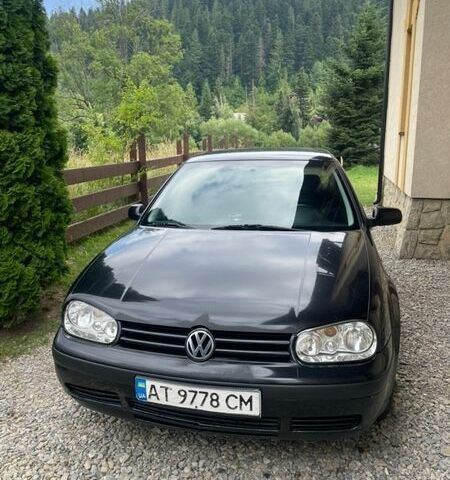 Черный Фольксваген Гольф, объемом двигателя 1.6 л и пробегом 278 тыс. км за 2700 $, фото 1 на Automoto.ua