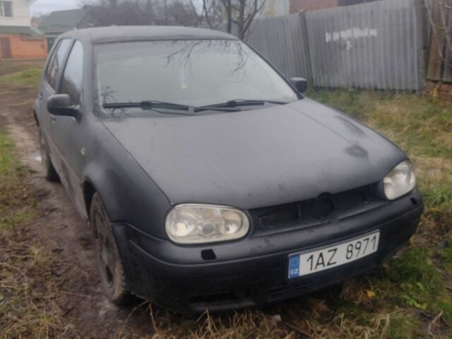 Черный Фольксваген Гольф, объемом двигателя 2 л и пробегом 250 тыс. км за 1900 $, фото 1 на Automoto.ua