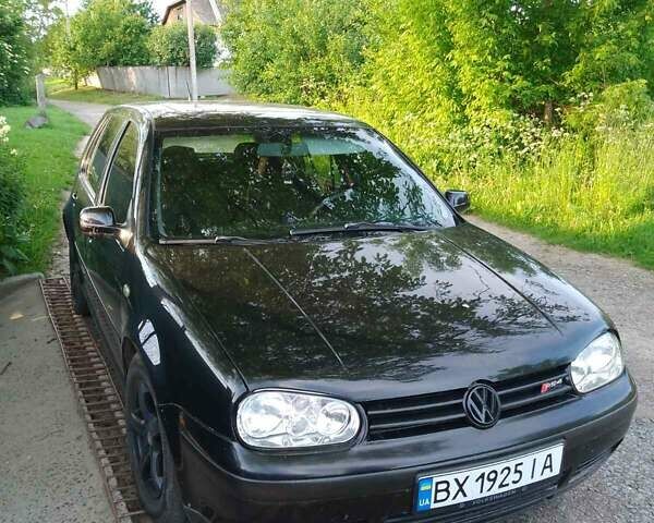 Черный Фольксваген Гольф, объемом двигателя 1.78 л и пробегом 380 тыс. км за 3400 $, фото 1 на Automoto.ua