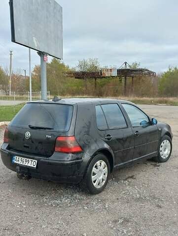 Чорний Фольксваген Гольф, об'ємом двигуна 1.9 л та пробігом 320 тис. км за 3200 $, фото 1 на Automoto.ua