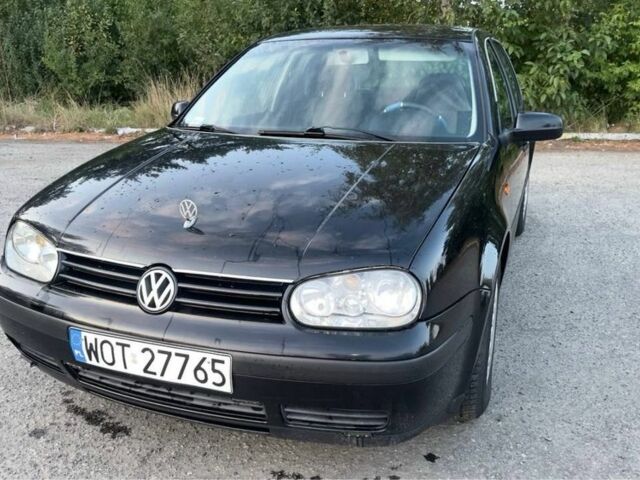 Черный Фольксваген Гольф, объемом двигателя 1.9 л и пробегом 270 тыс. км за 1950 $, фото 1 на Automoto.ua