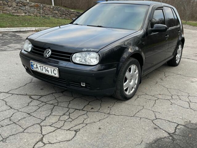Черный Фольксваген Гольф, объемом двигателя 1.8 л и пробегом 1 тыс. км за 3600 $, фото 1 на Automoto.ua