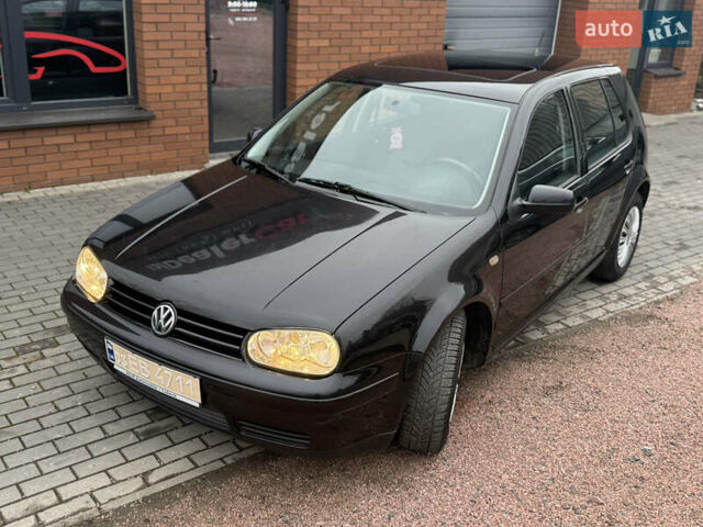 Черный Фольксваген Гольф, объемом двигателя 1.6 л и пробегом 263 тыс. км за 4150 $, фото 1 на Automoto.ua