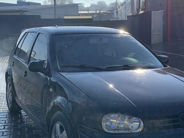 Чорний Фольксваген Гольф, об'ємом двигуна 1.9 л та пробігом 300 тис. км за 1800 $, фото 1 на Automoto.ua