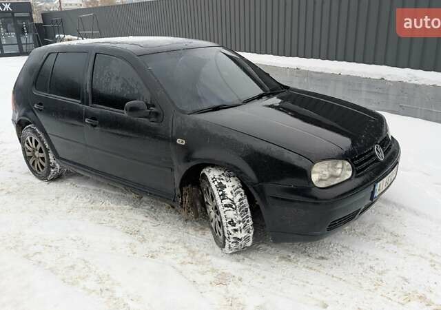 Черный Фольксваген Гольф, объемом двигателя 1.4 л и пробегом 341 тыс. км за 2600 $, фото 1 на Automoto.ua