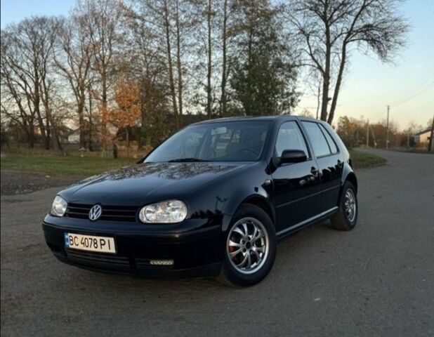 Чорний Фольксваген Гольф, об'ємом двигуна 1.39 л та пробігом 288 тис. км за 2999 $, фото 1 на Automoto.ua
