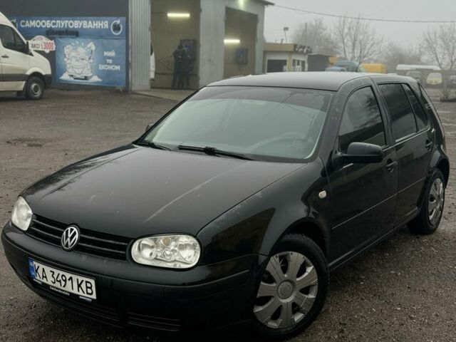 Чорний Фольксваген Гольф, об'ємом двигуна 1.4 л та пробігом 268 тис. км за 3300 $, фото 1 на Automoto.ua