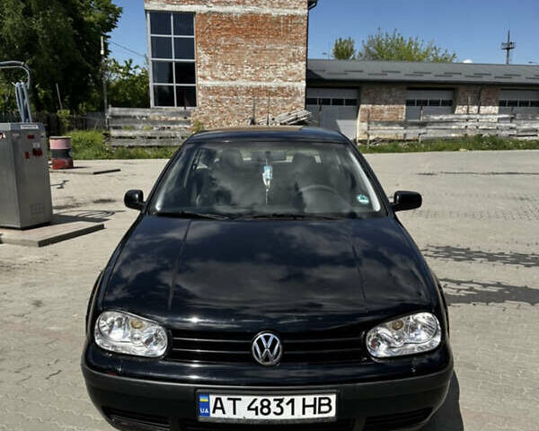 Черный Фольксваген Гольф, объемом двигателя 1.4 л и пробегом 250 тыс. км за 2900 $, фото 1 на Automoto.ua