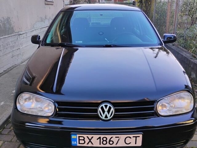 Черный Фольксваген Гольф, объемом двигателя 0 л и пробегом 289 тыс. км за 3850 $, фото 1 на Automoto.ua