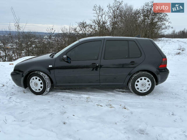 Чорний Фольксваген Гольф, об'ємом двигуна 1.6 л та пробігом 221 тис. км за 4700 $, фото 1 на Automoto.ua