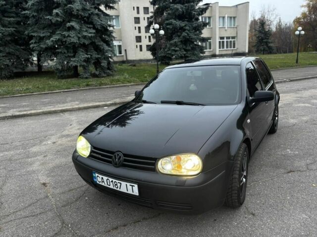 Чорний Фольксваген Гольф, об'ємом двигуна 1.8 л та пробігом 185 тис. км за 4000 $, фото 1 на Automoto.ua