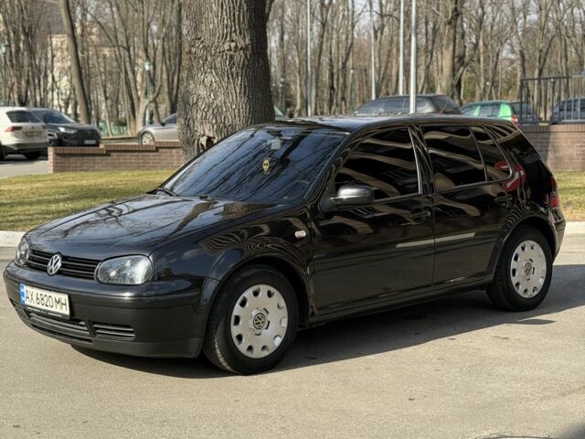 Чорний Фольксваген Гольф, об'ємом двигуна 1.4 л та пробігом 221 тис. км за 3900 $, фото 1 на Automoto.ua