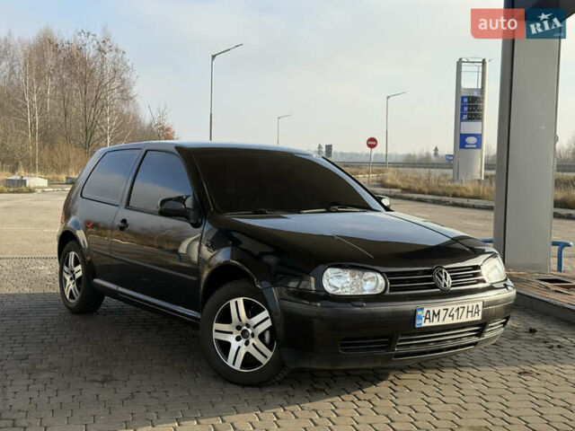 Чорний Фольксваген Гольф, об'ємом двигуна 1.39 л та пробігом 224 тис. км за 2999 $, фото 1 на Automoto.ua