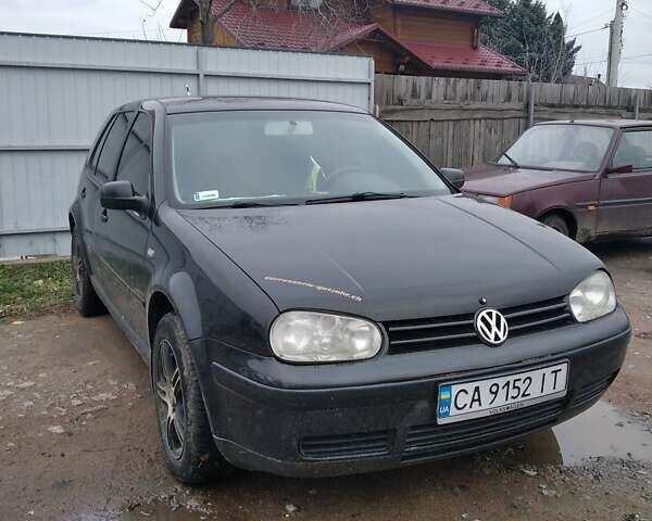 Черный Фольксваген Гольф, объемом двигателя 1.6 л и пробегом 287 тыс. км за 4000 $, фото 1 на Automoto.ua