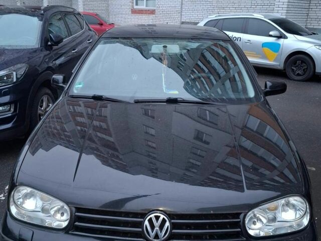 Чорний Фольксваген Гольф, об'ємом двигуна 0 л та пробігом 208 тис. км за 3500 $, фото 1 на Automoto.ua