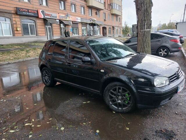 Чорний Фольксваген Гольф, об'ємом двигуна 2 л та пробігом 286 тис. км за 5500 $, фото 1 на Automoto.ua