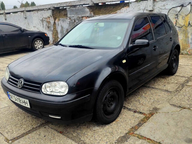 Чорний Фольксваген Гольф, об'ємом двигуна 1.4 л та пробігом 450 тис. км за 3500 $, фото 1 на Automoto.ua