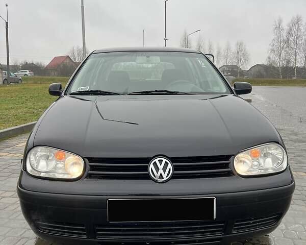 Чорний Фольксваген Гольф, об'ємом двигуна 1.9 л та пробігом 317 тис. км за 1999 $, фото 1 на Automoto.ua